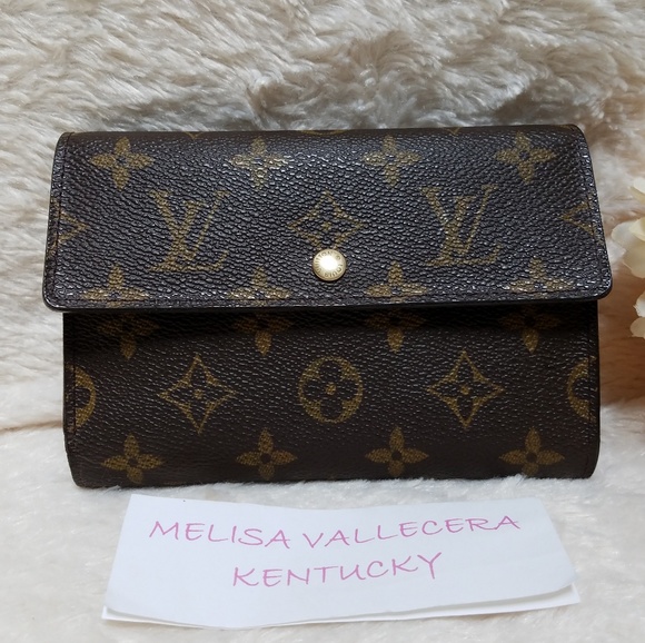Louis Vuitton Handbags - Louis Vuitton Bifold Wallet Monogram